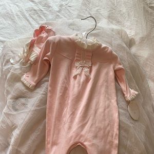 NEW Edgehill collection sleeper with hat